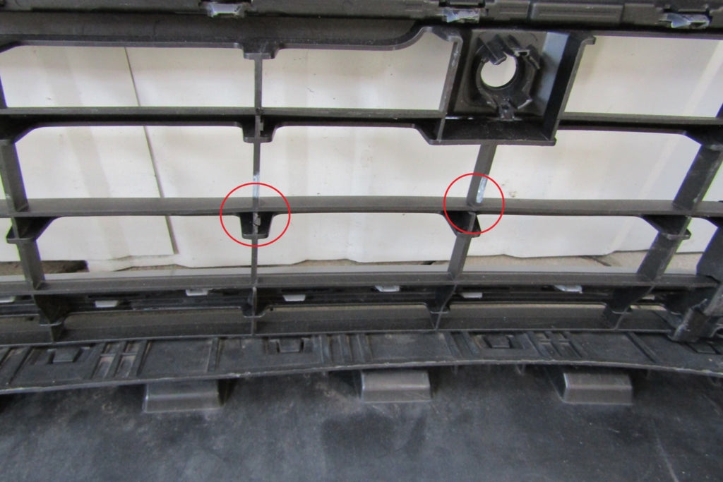 Prednji branik VW Golf 8 VIII 5H0 20-