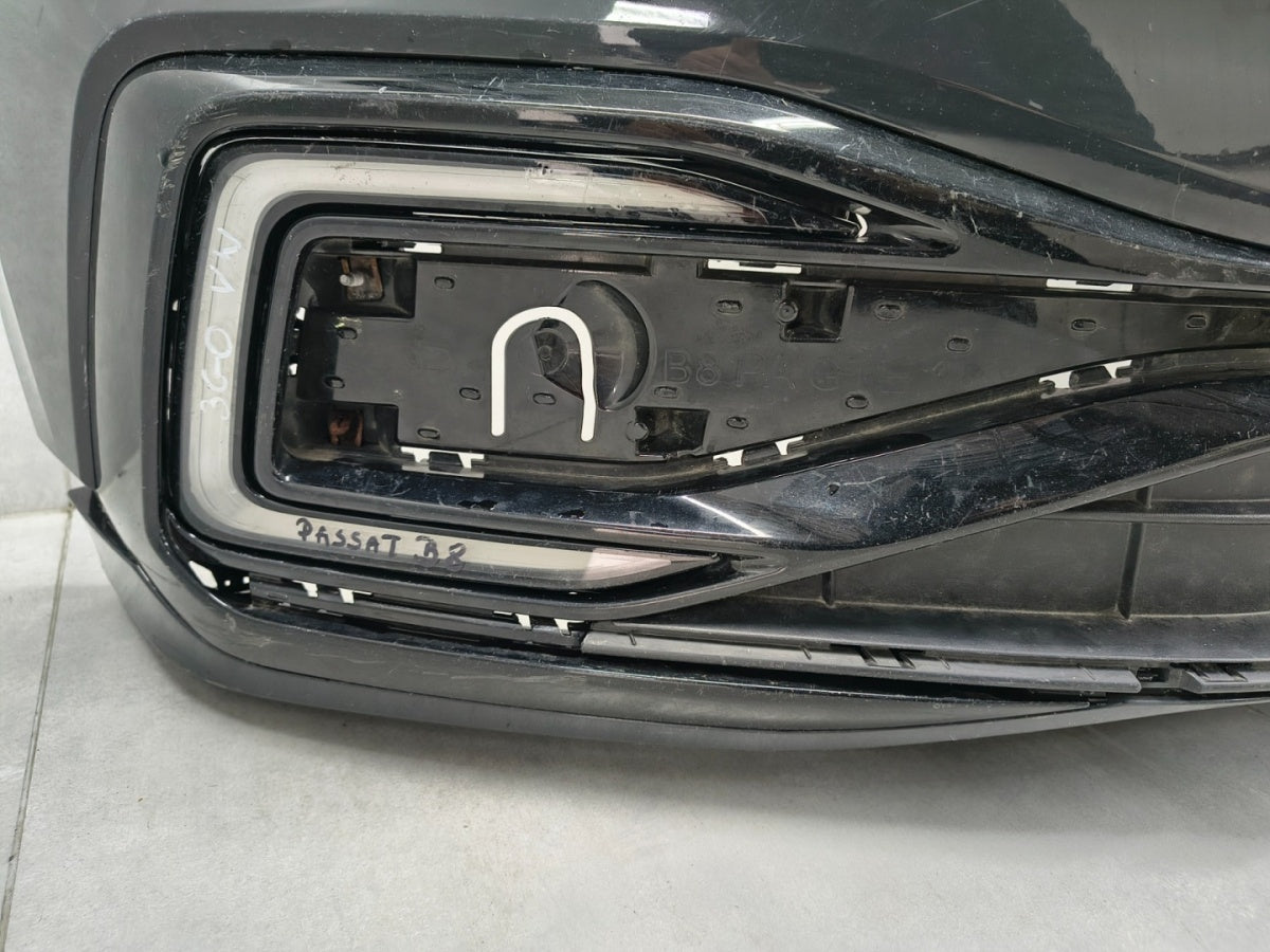Prednji branik VW Passat B8 GTE Lift 19- /+ ploča + led