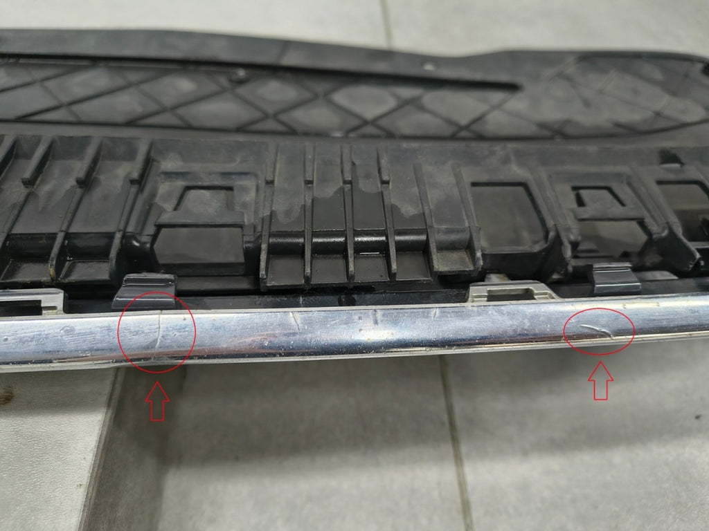 Prednji branik VW Passat B8 GTE Lift 19- /+ ploča + led