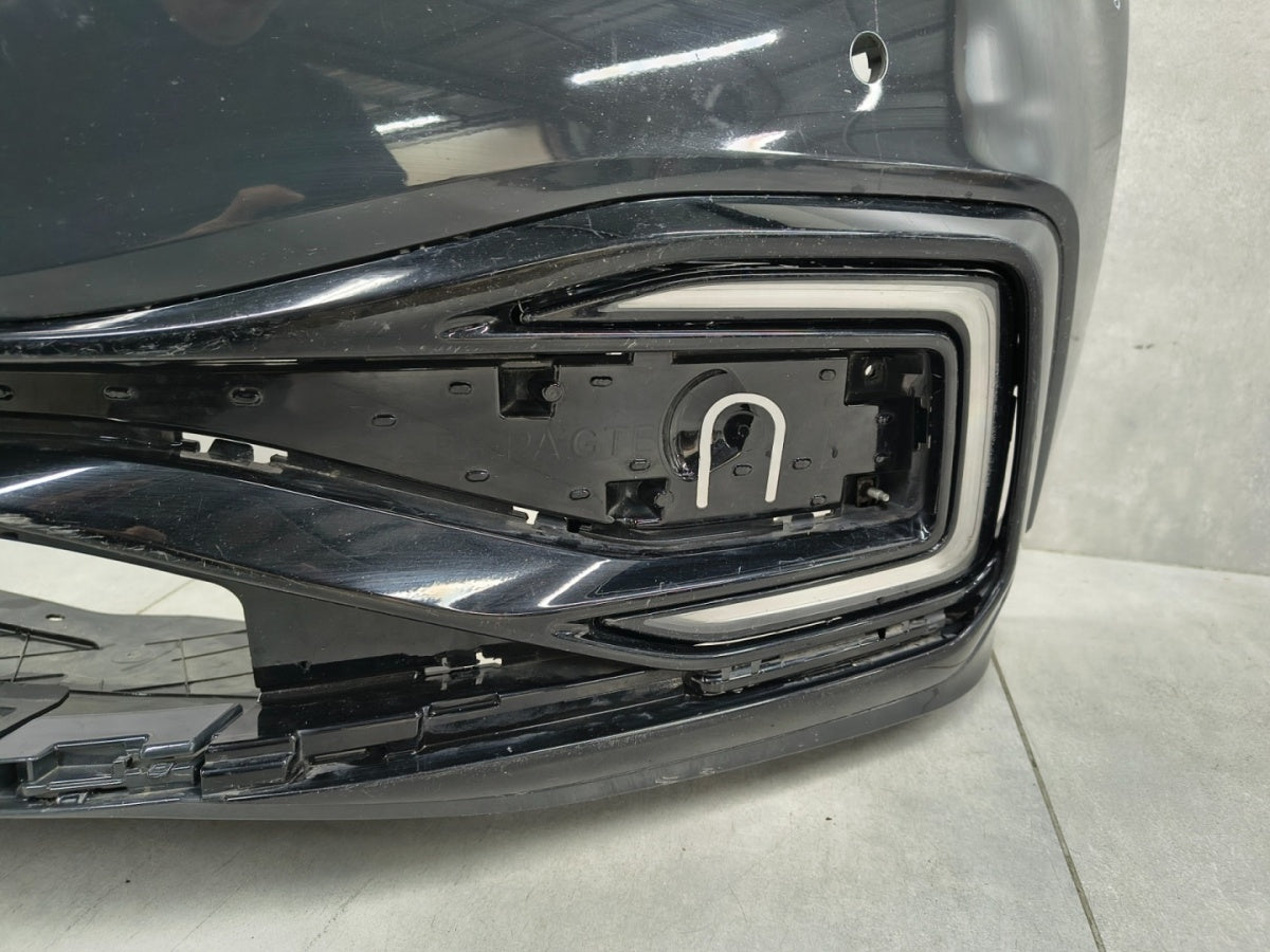 Prednji branik VW Passat B8 GTE Lift 19- /+ ploča + led
