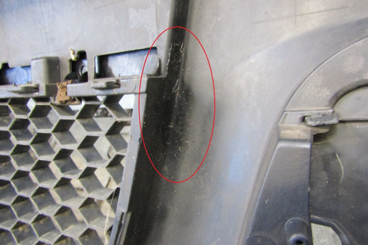 Prednji branik VW Golf 5 V 1K0 GTI 04-09