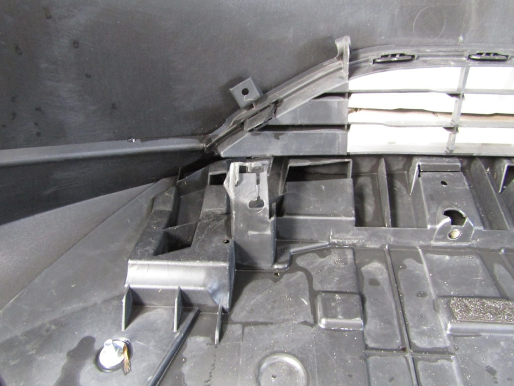Prednji branik Ford Fiesta Mk8 VIII 17- płyta