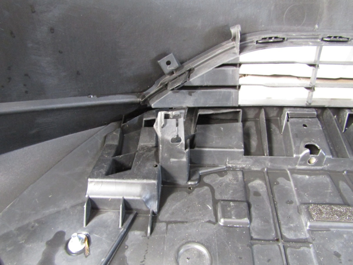 Prednji branik Ford Fiesta Mk8 VIII 17- płyta