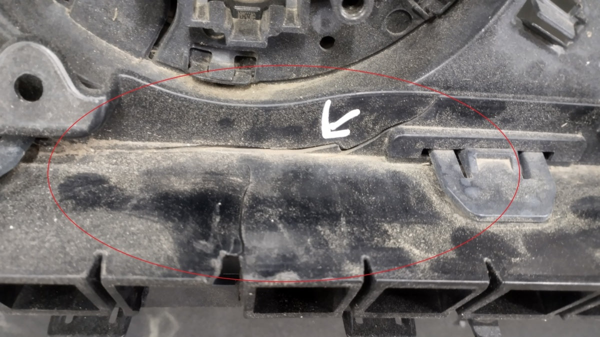 Prednji branik Volvo XC40 XC 40 RECHARGE LIFT 22-