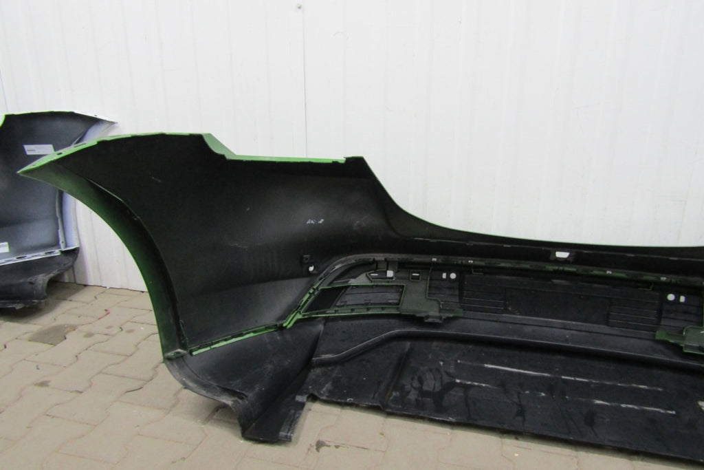 Zadnji branik Porsche Taycan 9J0 19-