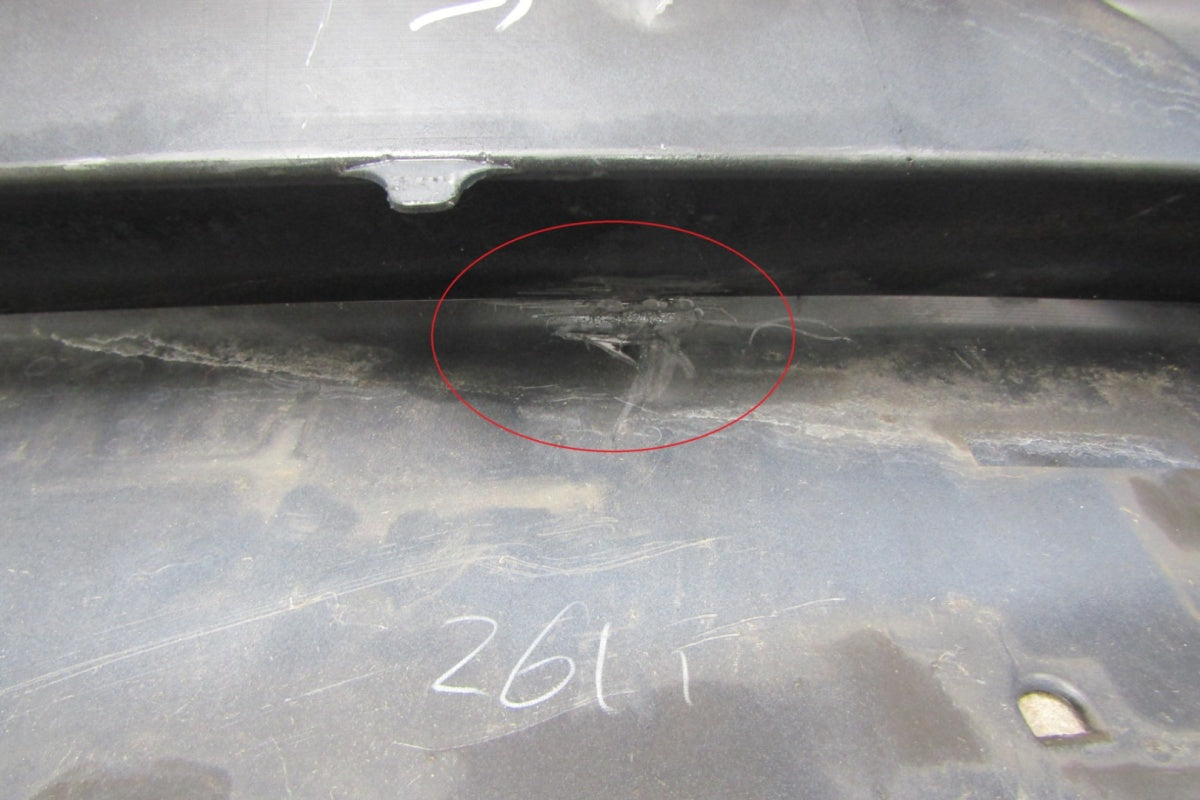 Zadnji branik Nissan Ariya 22-