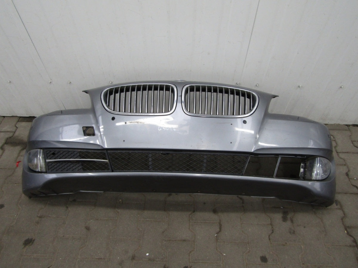 Prednji branik BMW 5 F10 F11 10-13 PDC