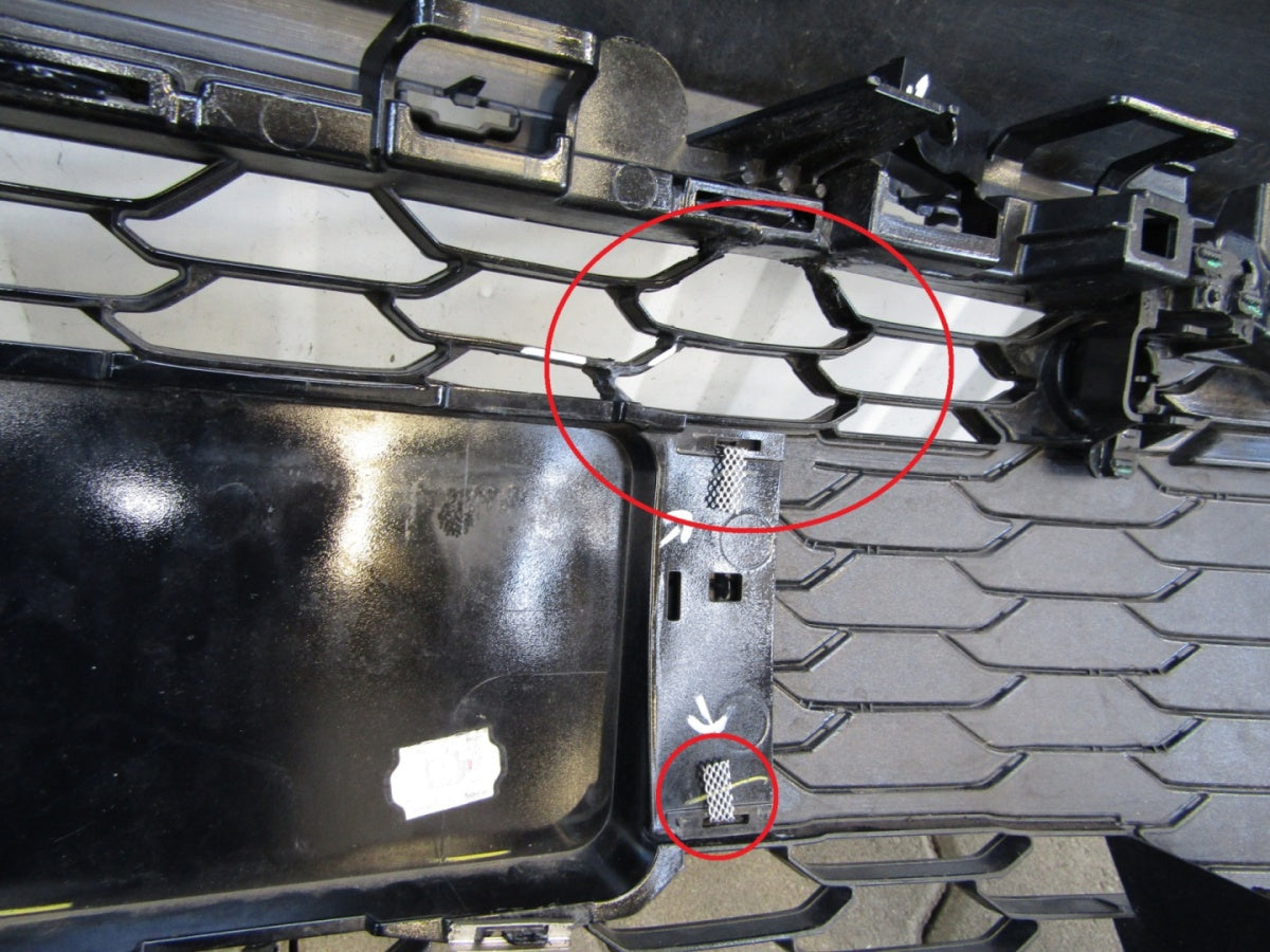 Prednji branik Toyota Corolla E21 GR Sport HB Kombi 18-