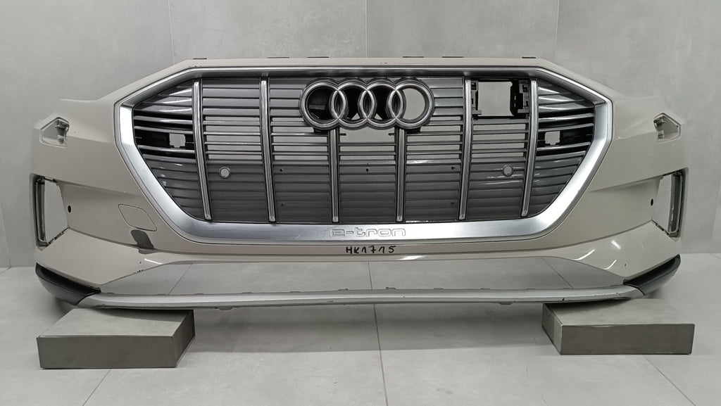 Prednji branik Audi E TRON Etron 4KE 18-22