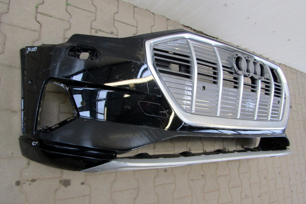 Prednji branik Audi E TRON Etron 4KE 18-