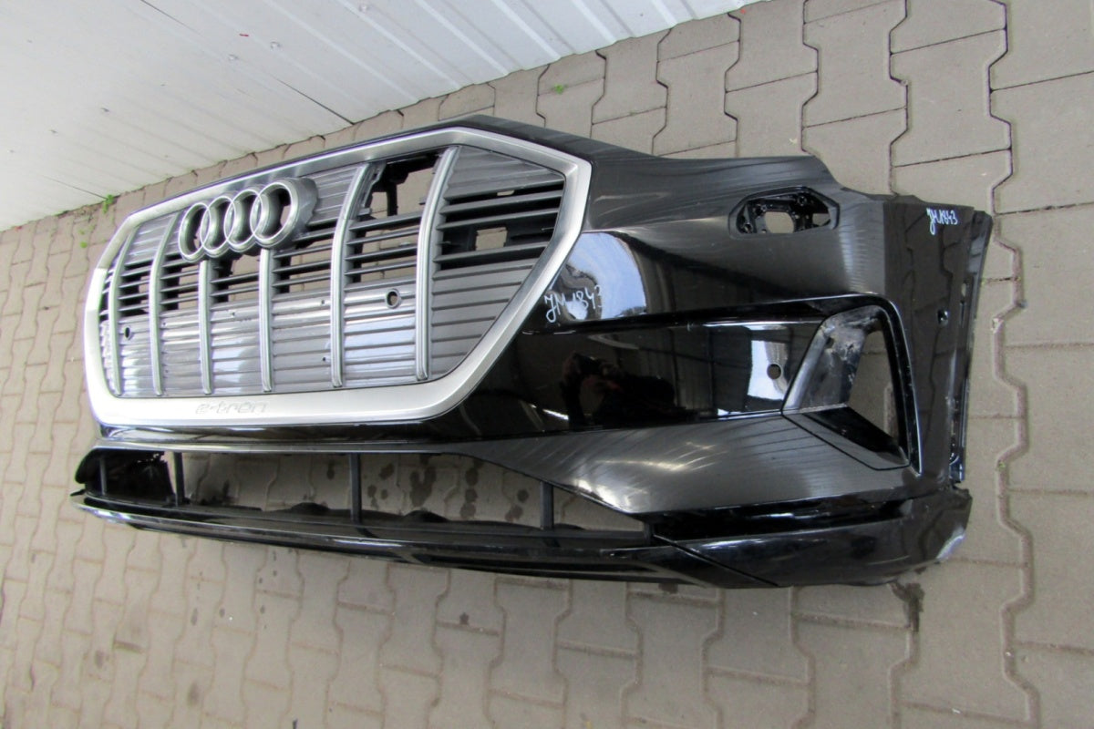 Prednji branik Audi E TRON Etron 4KE 18-