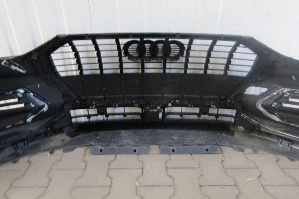 Prednji branik Audi Q3 83A 18-