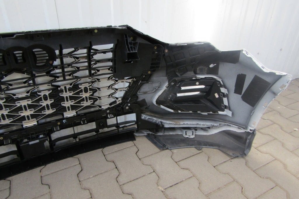 Prednji branik Audi Q3 83A 18-