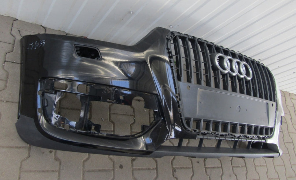 Prednji branik Audi Q3 8U0 11-14