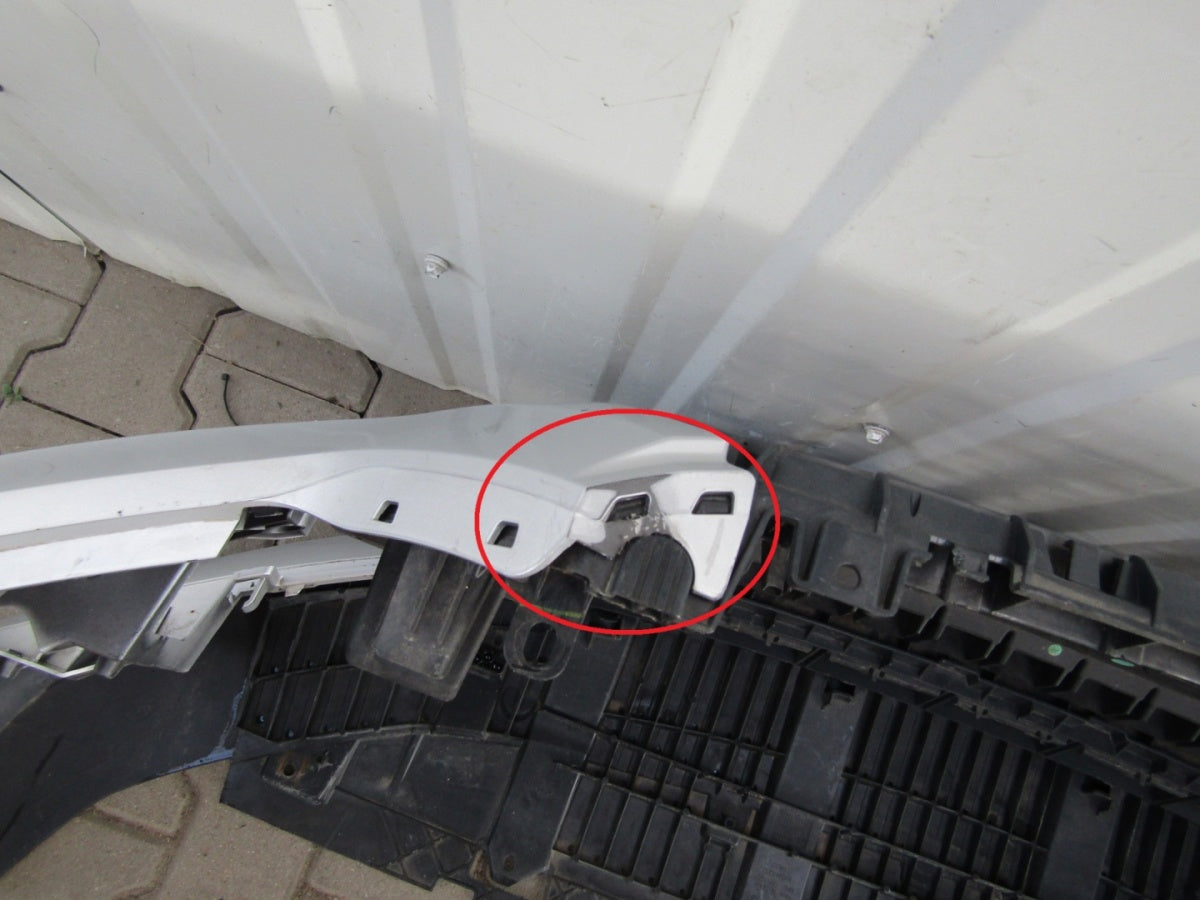 Prednji branik Audi Q3 8U0 11-14