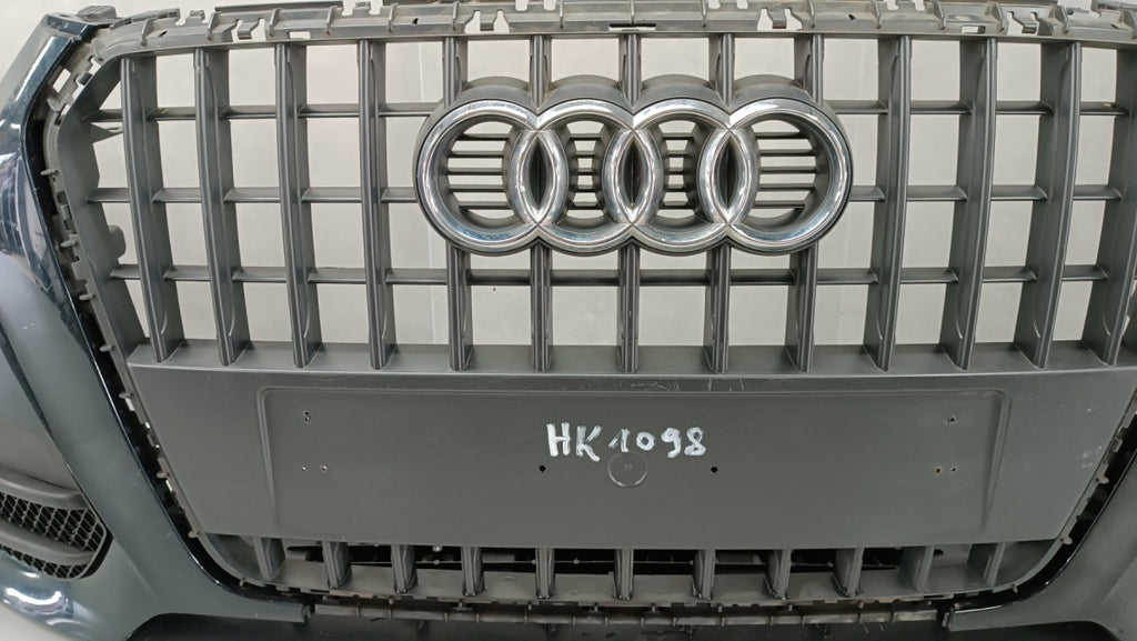 Prednji branik Audi Q3 8U0 11-14 / + 2 halogeny