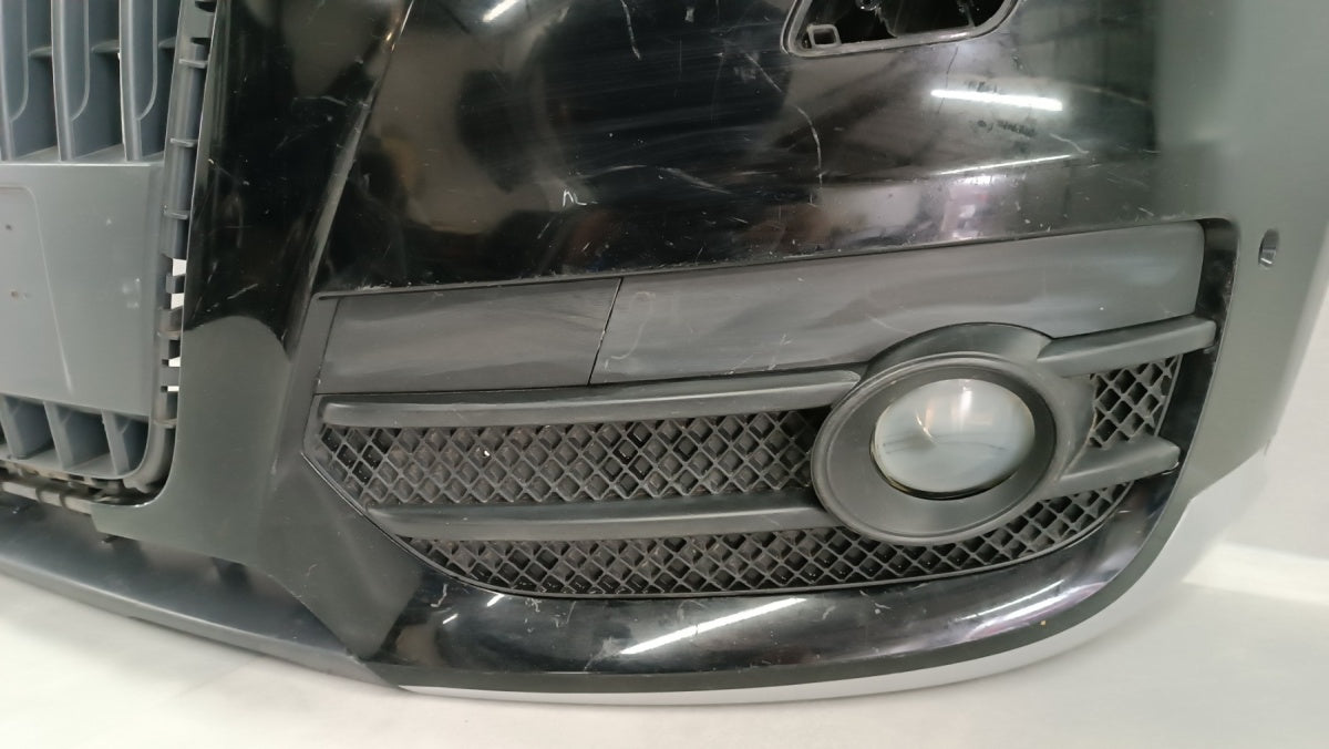 Prednji branik Audi Q3 8U0 11-14 / + 2 halogeny