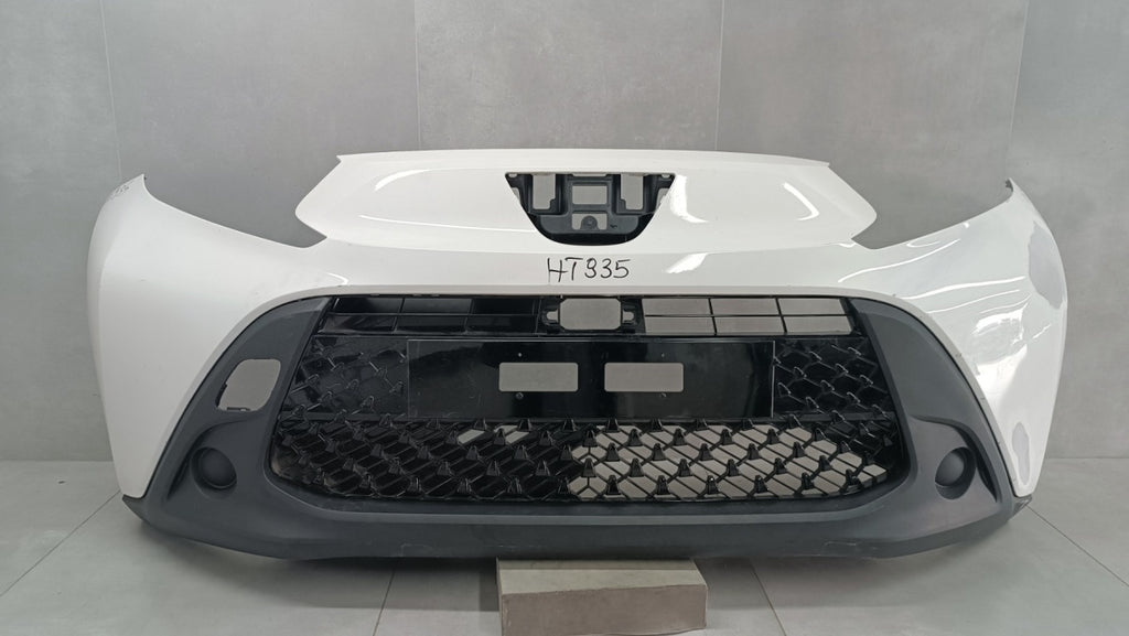 Prednji branik Toyota X Cross 22-