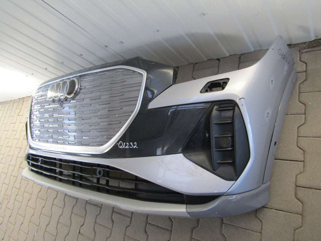 Prednji branik Audi Q4 E-Tron E Tron 89A kamera