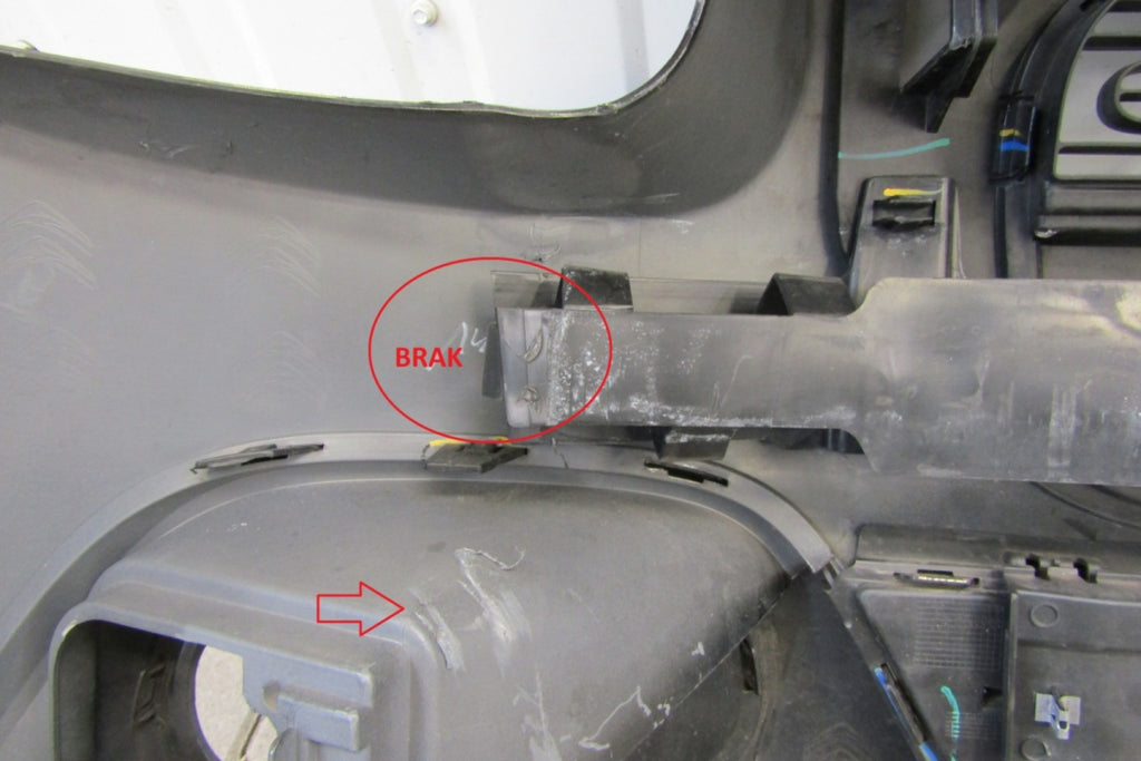 Prednji branik Citroen C3 III 16-