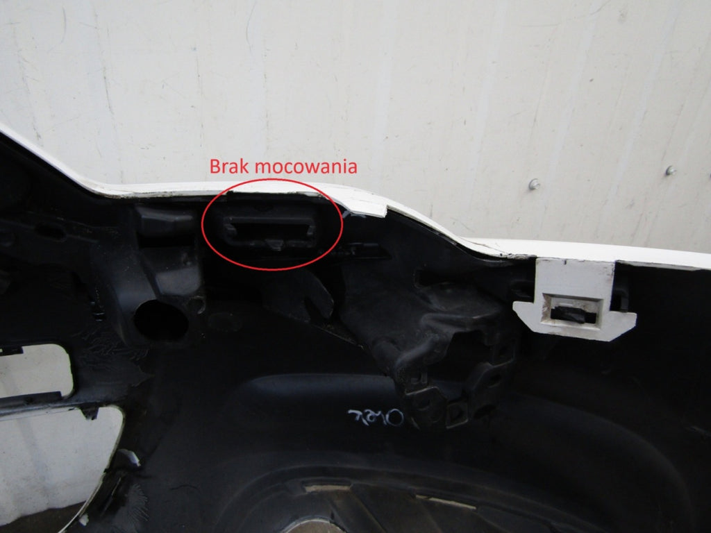 Prednji branik Citroen C4 II 2 10-17