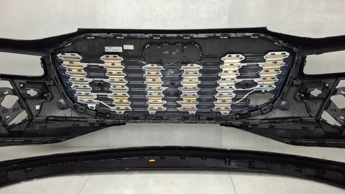 Prednji branik Audi Q6 E-tron S-line 24-