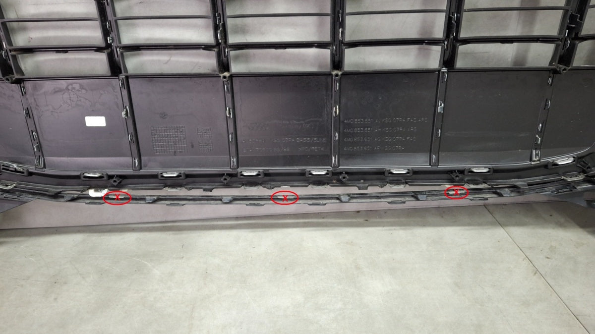 Prednji branik Audi Q7 4M0 S-Line Lift 19-23