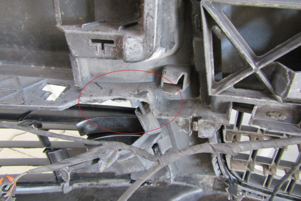 Prednji branik Audi Q7 4L0 S-Line 05-09