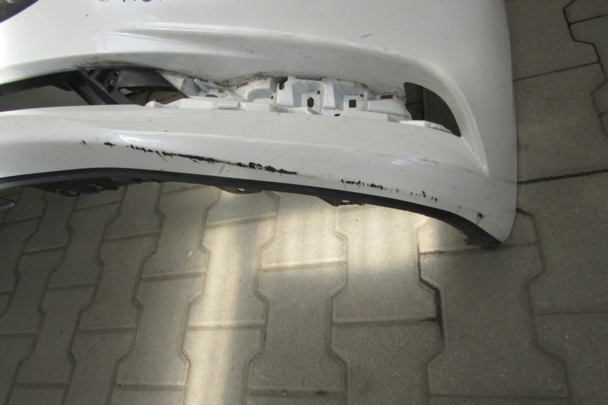 Prednji branik Mazda 3 IV Sedan 19-