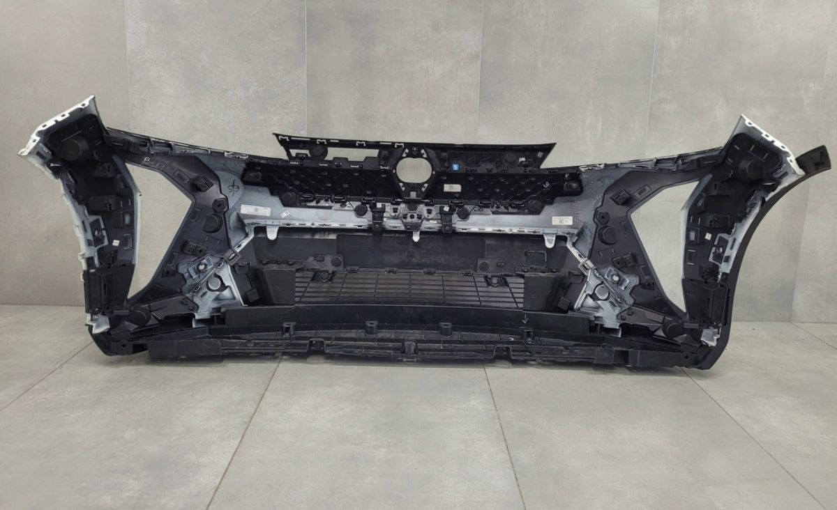 Prednji branik RENAULT SCENIC 5 V E-Tech 24-