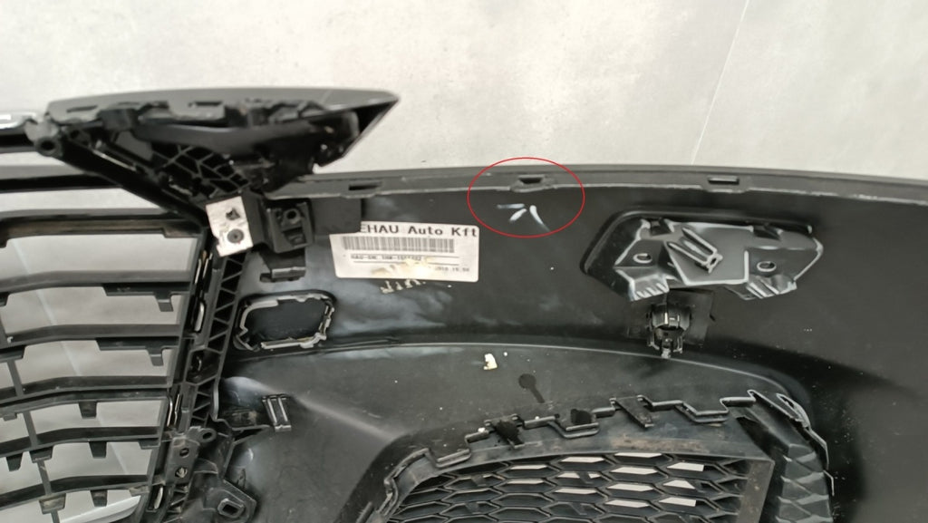 Prednji branik Audi TT 8S 8S0 S-Line 14-19 / + osłona