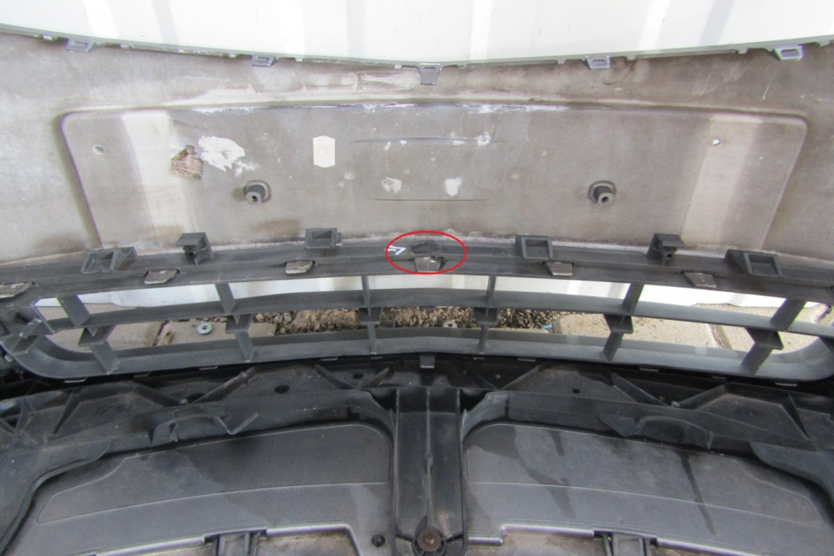Prednji branik Opel Insignia A I 08-13
