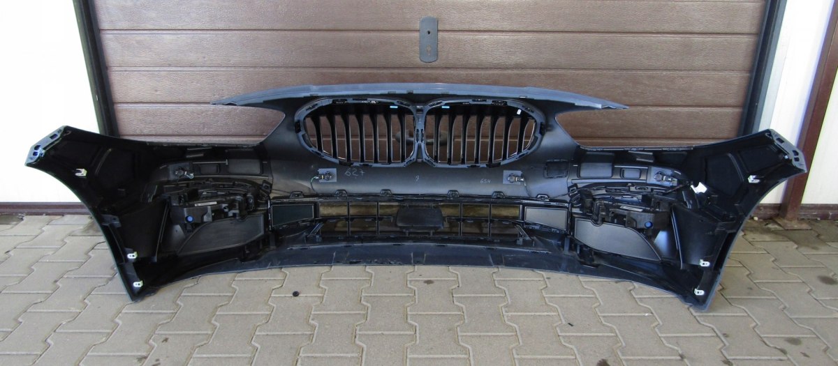 Prednji branik BMW 1 F40 Luxury Line 19-
