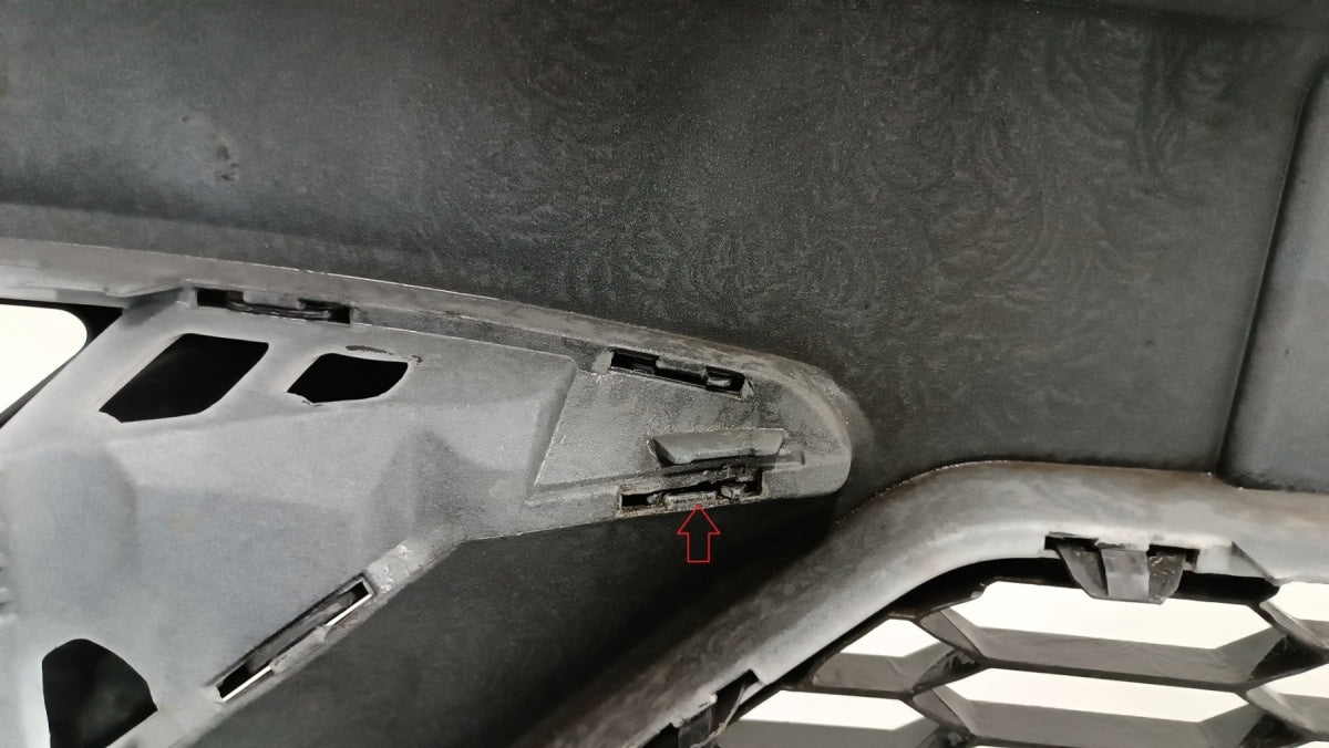 Prednji branik Seat Leon 3 III 5F0 FR Lift 17-