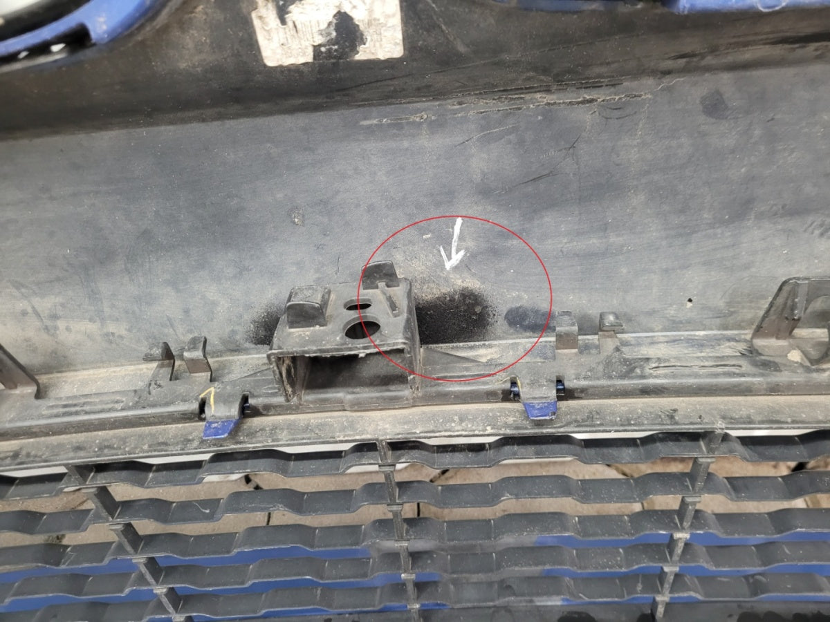 Prednji branik BMW X1 F48 M paket 15-18