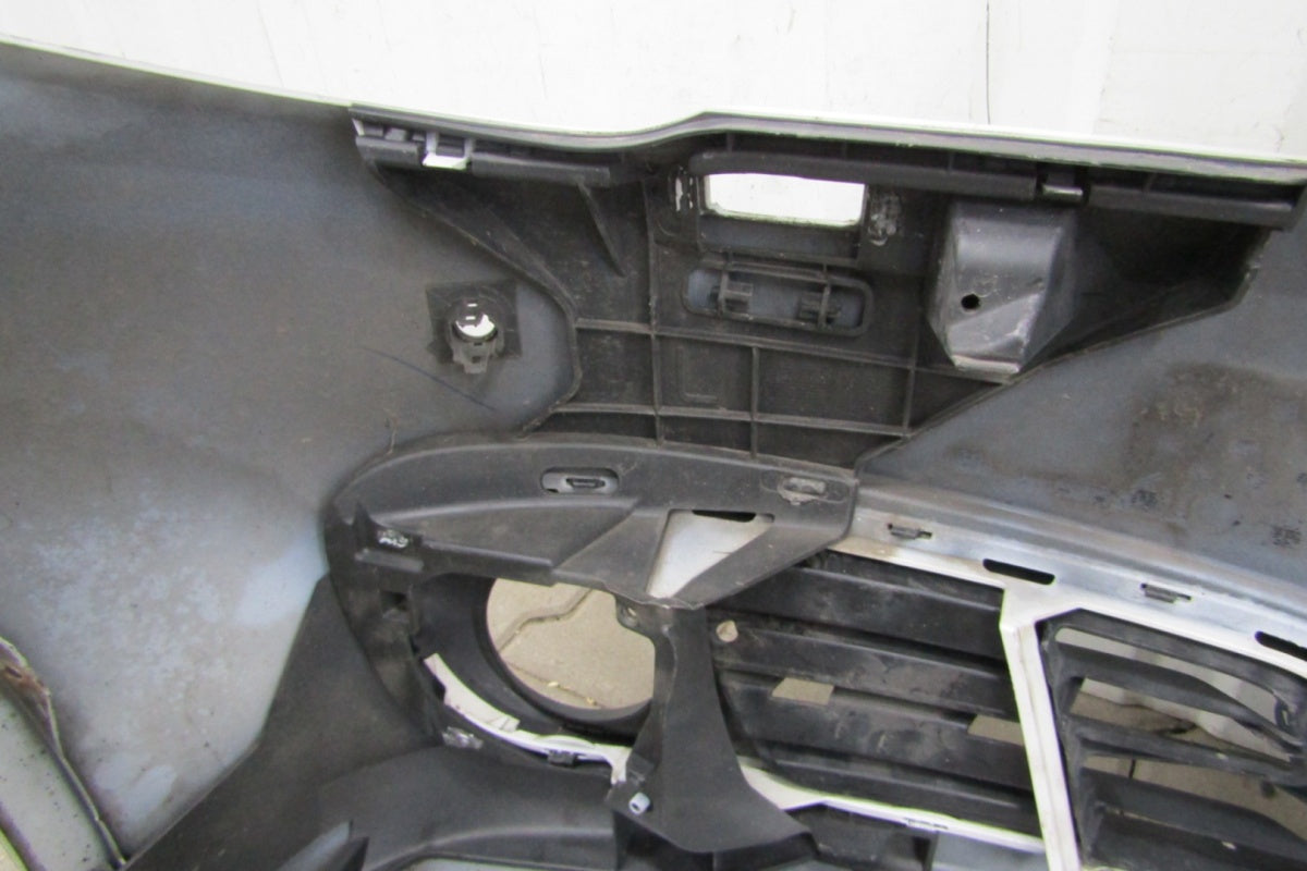 Prednji branik BMW 5 F10 F11 Lift LCI 13-17