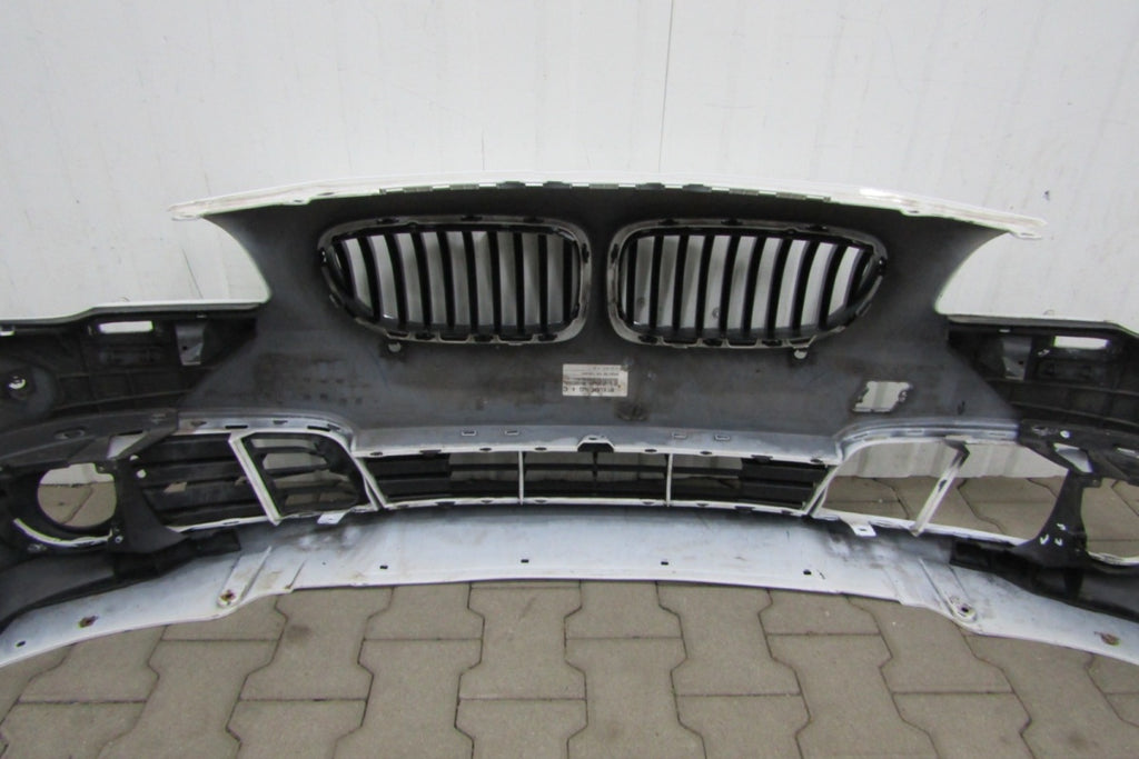 Prednji branik BMW 5 F10 F11 Lift LCI 13-17