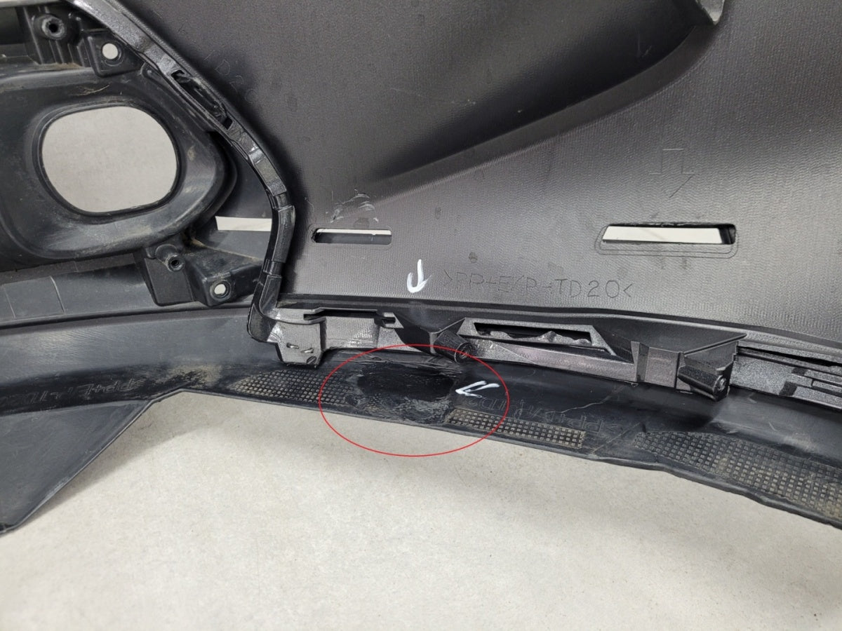 Prednji branik Toyota Yaris Cross Adventure 21-