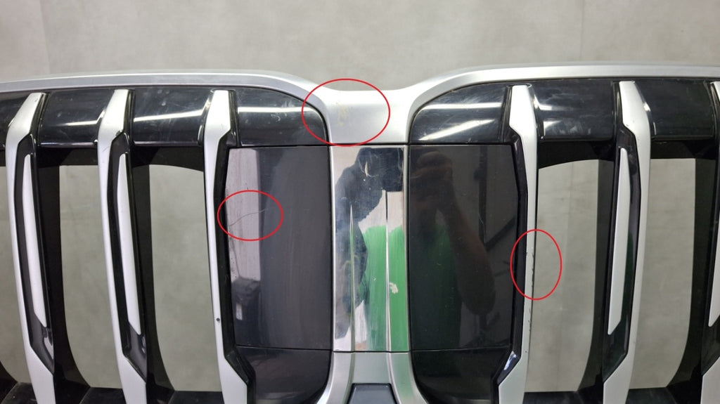 Prednji branik BMW X1 U11 M-paket 22-26 / + ślizgi
