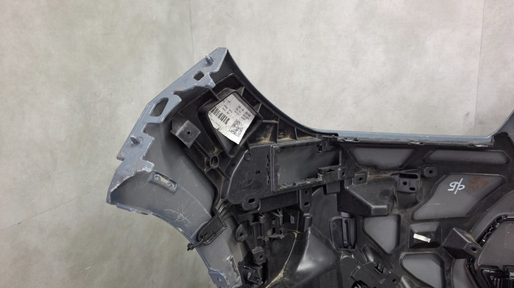 Prednji branik BMW X1 U11 M-paket 22-26 / + ślizgi