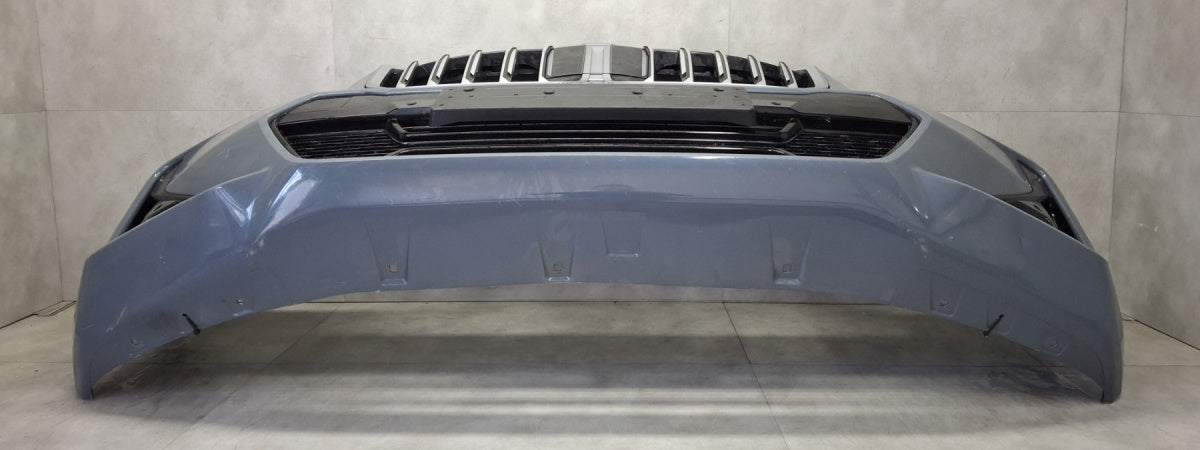 Prednji branik BMW X1 U11 M paket 22-