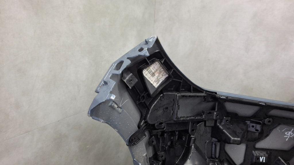 Prednji branik BMW X1 U11 M paket 22-