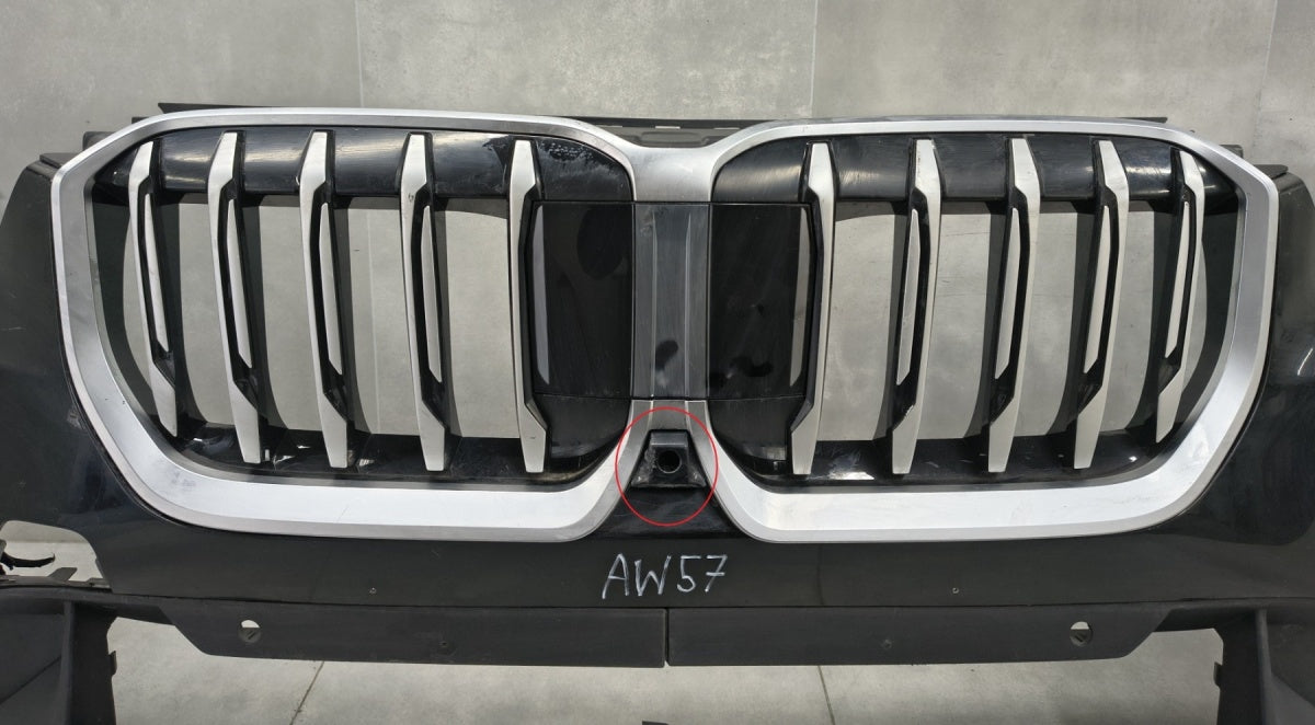 Prednji branik BMW X1 U11 X-line 22- /+ klizač instalacija