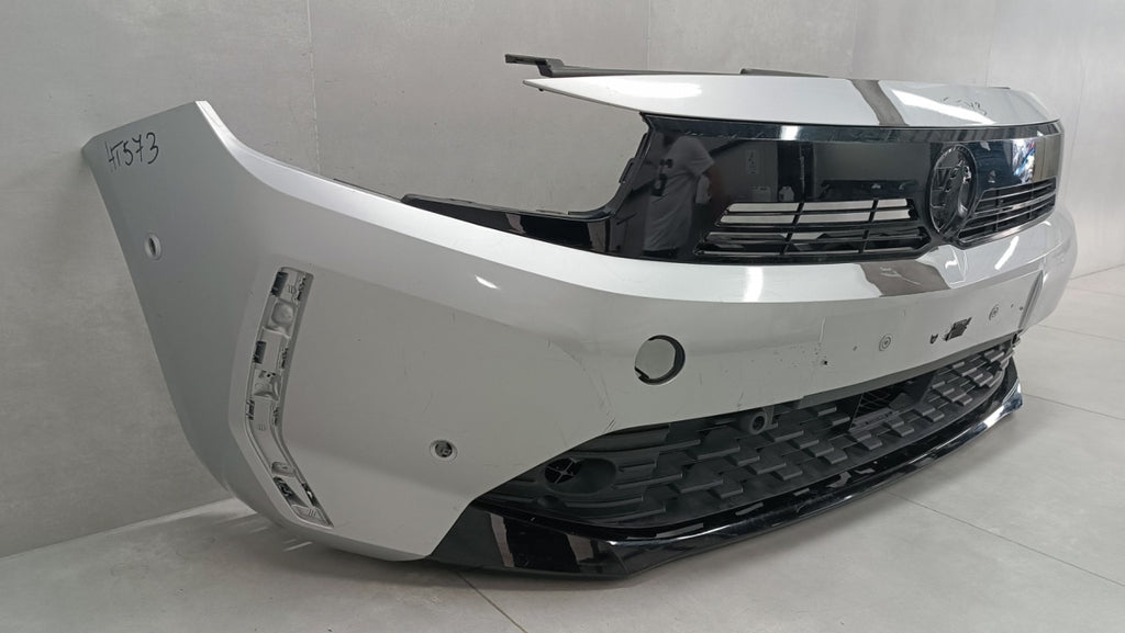 Prednji branik Opel Corsa F LIFT 23- / + podłoga