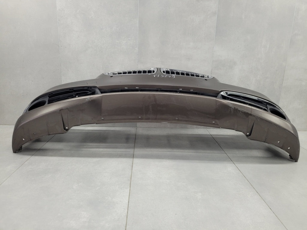 Prednji branik BMW 5 F10 F11 Lift LCI Luxury 13-17