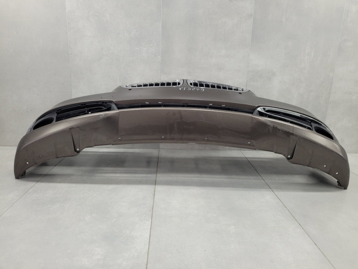 Prednji branik BMW 5 F10 F11 Lift LCI Luxury 13-17