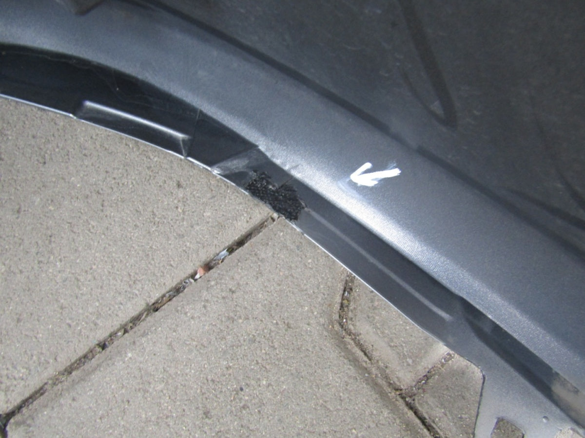 Prednji branik Toyota Camry 8 VIII XV70 lift 21-