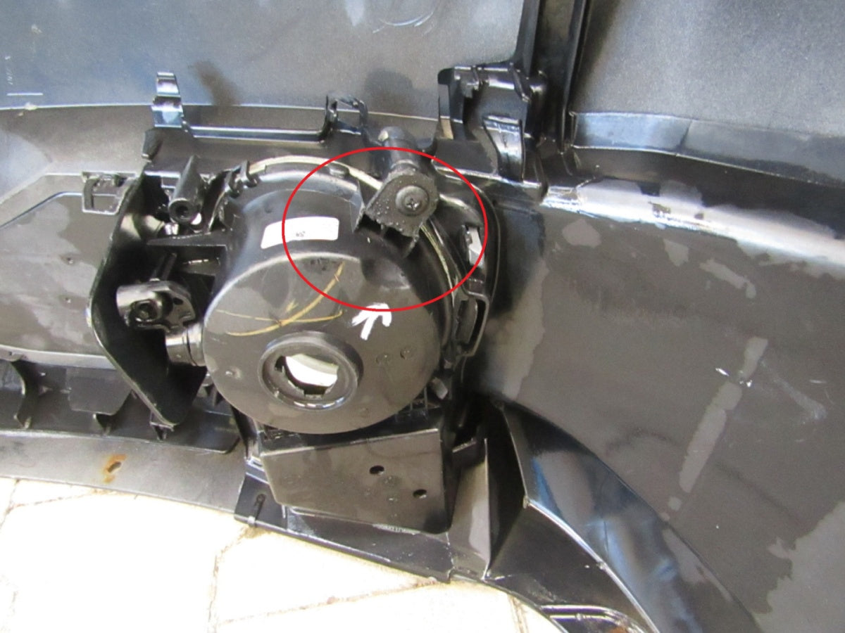Prednji branik BMW 3 F30 F31 11-15
