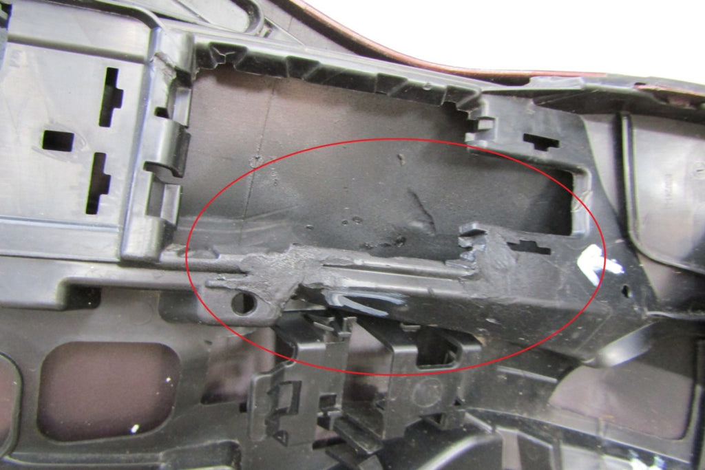 Prednji branik BMW 2 ACTIVE TOURER U06 21-