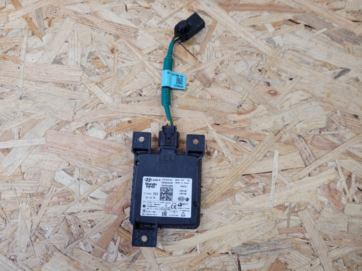 Radar sensor czujnik martwego pola zadnji zadnji Hyundai Kona II 2 EV ELECTRIC